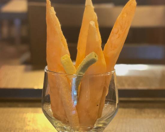 224. Deep-Fried Shrimp Spring Roll (炸蝦卷)/ 4 pcs